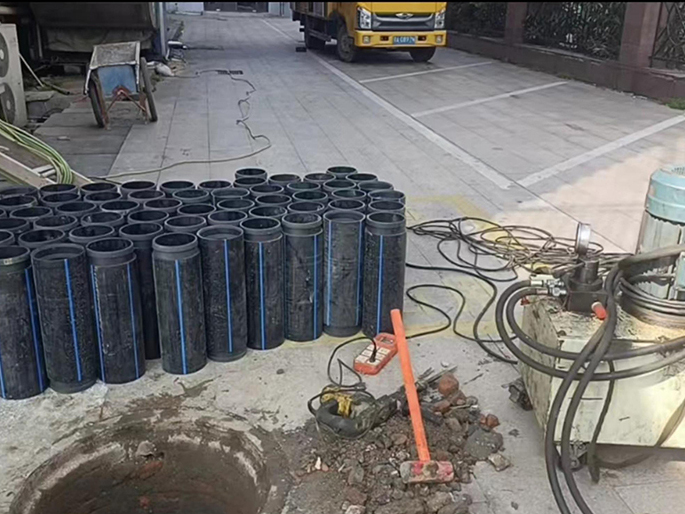 舒城PE置换管厂家 DN315置换管 非开挖管短管置换